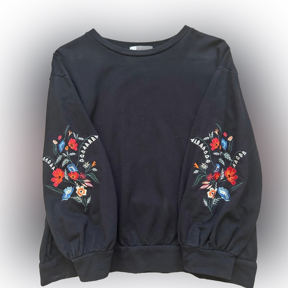 Niko and … Embroidered Sleeves Floral Black Sweatshirt, Size 4 Boho Style